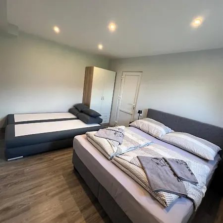 Fresh شقة أوسياخ